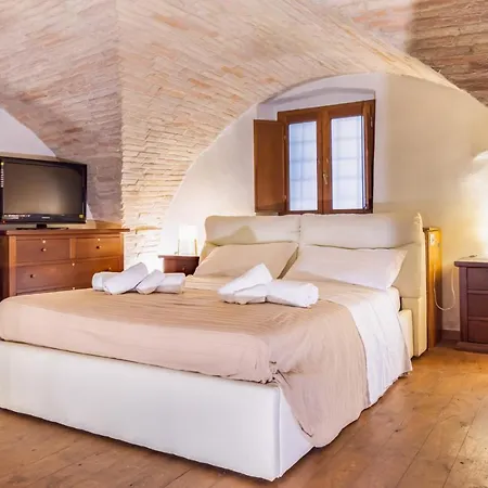 Dimora Al Vescovado In The Heart Of